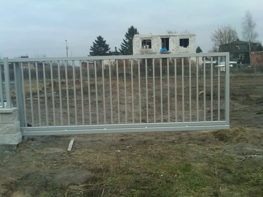 Brama 02 — bramy i furtki, zdjęcie 2 z 3
