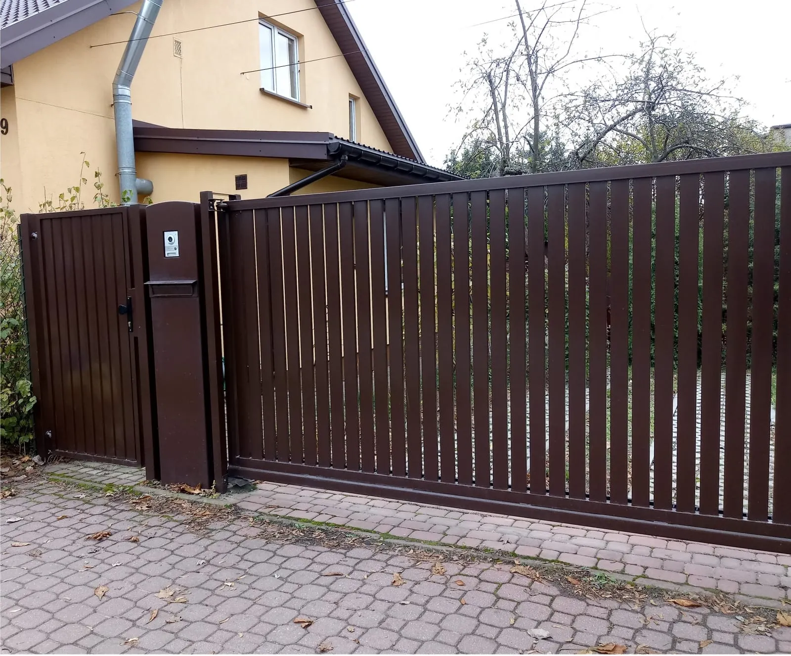 Brama 06 — bramy i furtki, zdjęcie 2 z 4