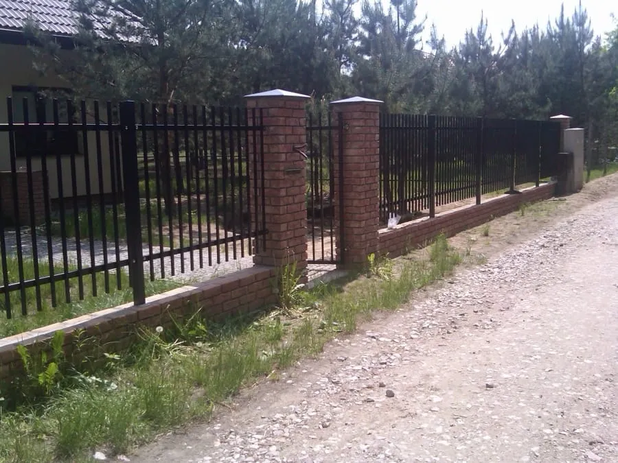 Ogrodzenie palisadowe 02 — ogrodzenia palisadowe, zdjęcie 1 z 6