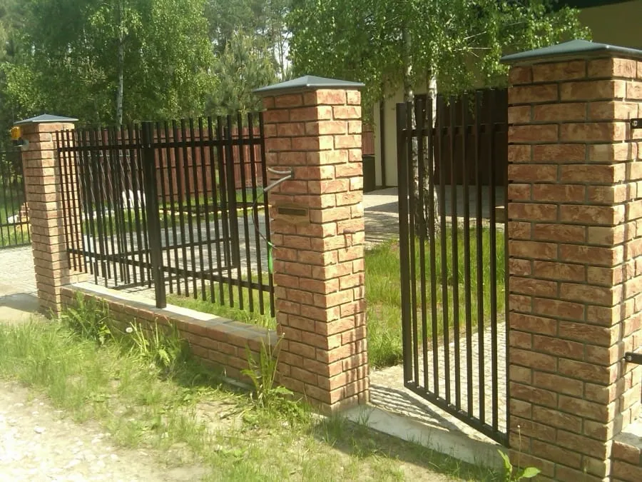 Ogrodzenie palisadowe 02 — ogrodzenia palisadowe, zdjęcie 5 z 6