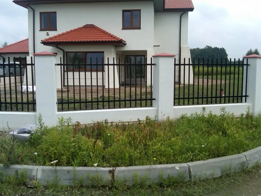Ogrodzenie palisadowe 04 — ogrodzenia palisadowe, zdjęcie 1 z 4