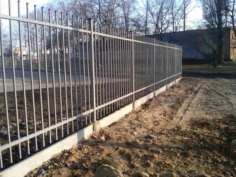 Ogrodzenie palisadowe 07 — ogrodzenia palisadowe, zdjęcie 1 z 3