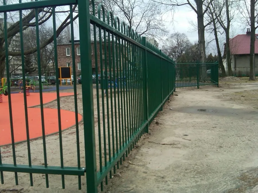 Ogrodzenie palisadowe 09 — ogrodzenia palisadowe, zdjęcie 1 z 5