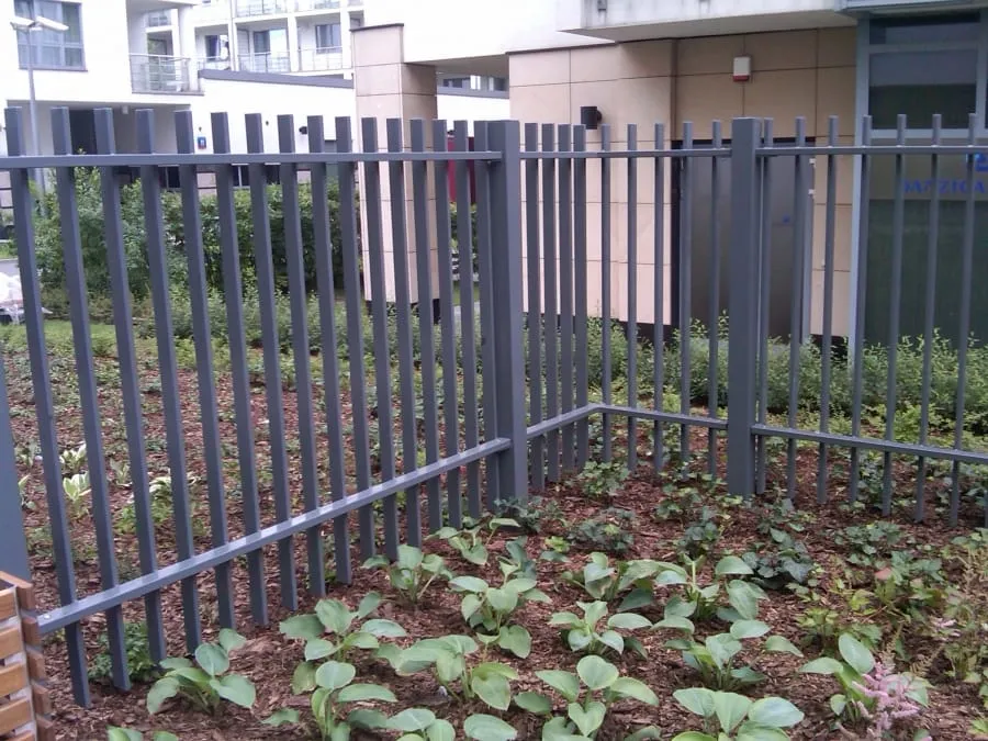 Ogrodzenie palisadowe 11 — ogrodzenia palisadowe, zdjęcie 2 z 6